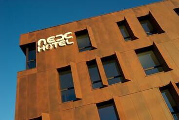 Le Nex Hotel Tarbes 