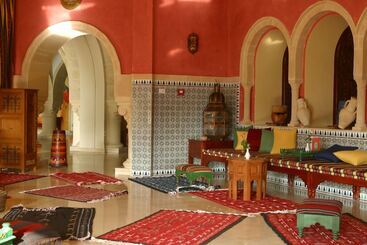 Regency Hotel & Spa