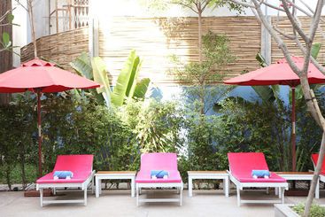 هتل The Frangipani Living Arts Palace