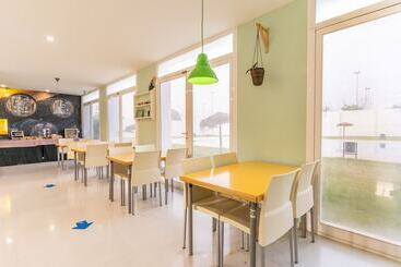 Albergue Inturjoven Jerez De La Frontera