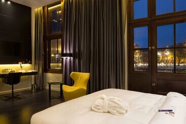 Art Otel Amsterdam, Powered By Radisson Hotels
