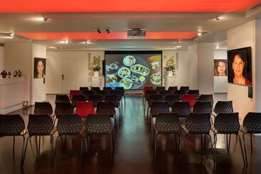 Art Otel Amsterdam, Powered By Radisson Hotels