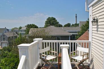 Bed and Breakfast Benchmark Inn