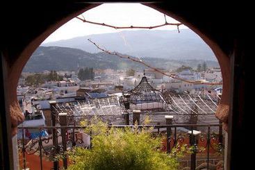 تختخواب و صبحانه Dar Meziana
