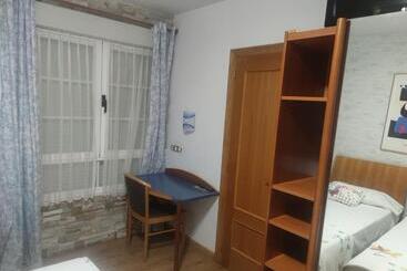 Hostal Burbia - Villafranca del Bierzo