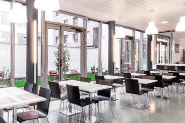 Aparthotel Adagio Access Paris Clichy