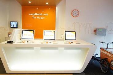 Easyhotel The Hague City Centre