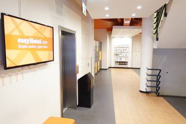 Easyhotel The Hague City Centre