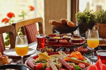 هتل Fresco Cave Suites Cappadocia