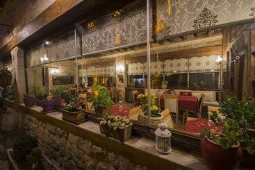 هتل Fresco Cave Suites Cappadocia
