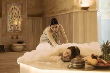 هتل Fresco Cave Suites Cappadocia