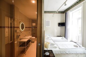هتل Home Apart