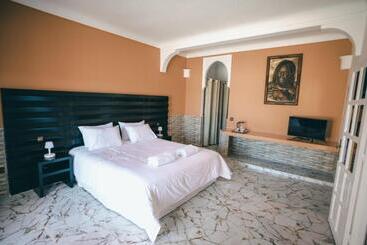 هتل Hôtel Calipau Riad Maison D Hôtes