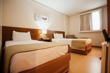 هتل Ibis Styles Belem Hangar