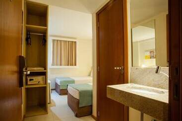 هتل Ibis Styles Belem Hangar