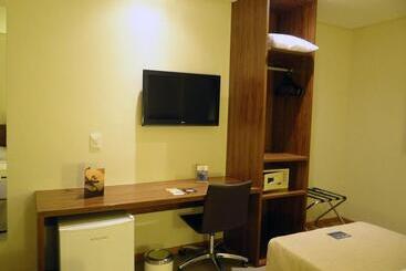 هتل Ibis Styles Belem Hangar