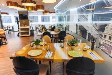 هتل Indigo Madrid   Gran Via, An Ihg