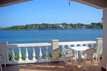 هتل Infinity Bay, Spa & Beach Resort