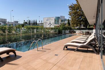 هتل Meliá Lisboa Aeroporto