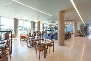 هتل Meliá Lisboa Aeroporto