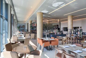 هتل Meliá Lisboa Aeroporto