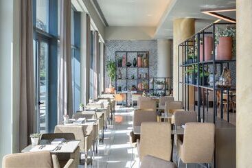 هتل Meliá Lisboa Aeroporto