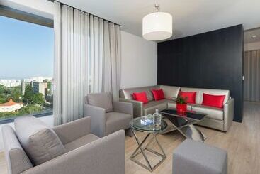 هتل Meliá Lisboa Aeroporto