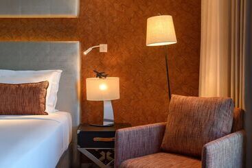 هتل Meliá Lisboa Aeroporto