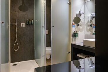 هتل Meliá Lisboa Aeroporto