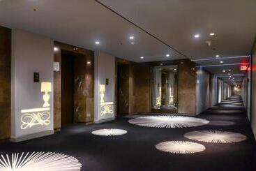 Midas Hotel And Casino