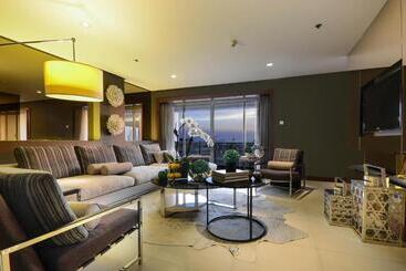 Midas Hotel And Casino