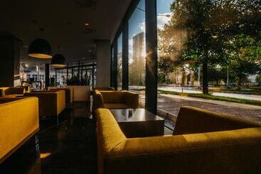 Q Hotel Plus Wrocław