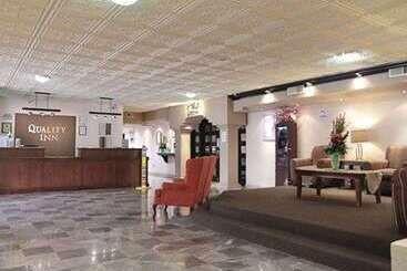 هتل Quality Inn Piedras Negras
