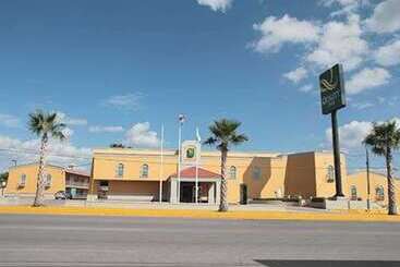 هتل Quality Inn Piedras Negras
