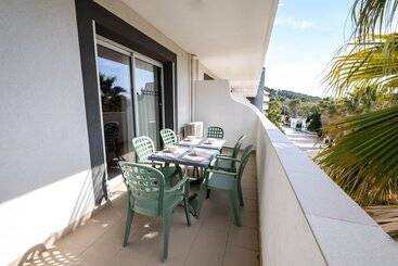 هتل Residence Le Saint Esteve