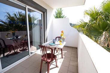 هتل Residence Le Saint Esteve