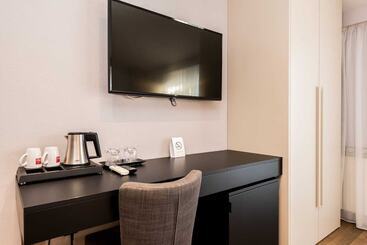 هتل Rooms & Restaurant Matanovi Dvori