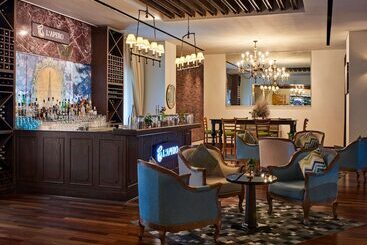 هتل Sofitel Dubai Downtown
