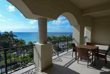 هتل The Landmark Resort Of Cozumel