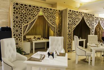 The Royal Riviera Hotel Doha