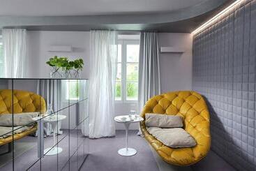 Vander Urbani Resort   A Member Of Design Hotels