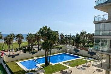 آپارتمان Oropesa Ciudad De Vacaciones 3000