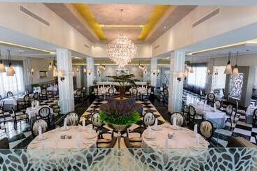 استراحتگاه Bahia Principe Luxury Bouganville - Adults Only - All Inclusive