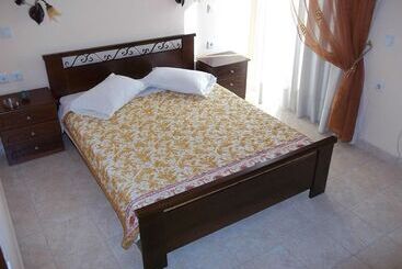 Toula S Apartments