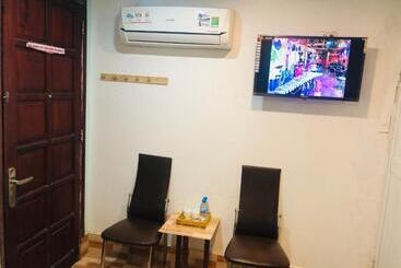 تختخواب و صبحانه Motel Khanh Nhi
