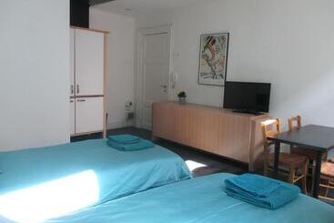 پانسیون Guest House Feliz