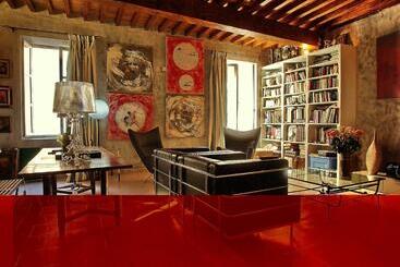 تختخواب و صبحانه Hôtel Particulier Maison Artishow