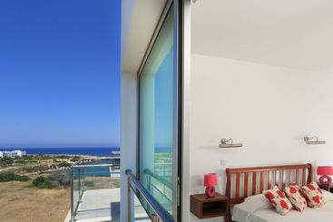 Coralli Spa Resort & Residence