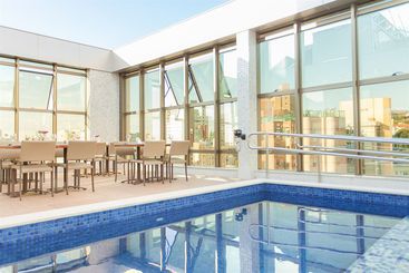 هتل Esuites Sion  Savassi