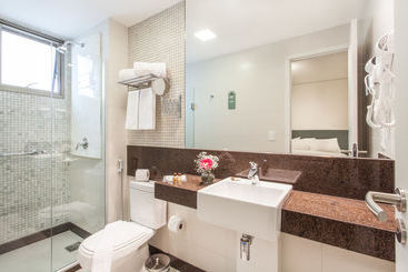 هتل Esuites Sion  Savassi